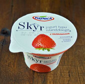 Skyr jogurt typu islandzkiego z truskawkami 150g