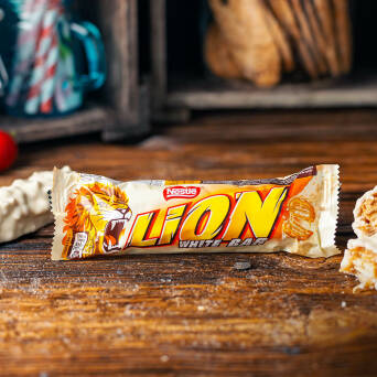 Baton Lion white Nestle 40g 6 szt.