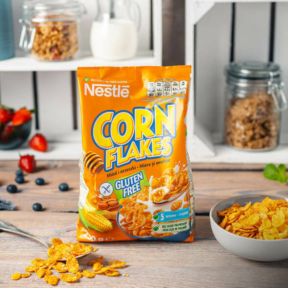 Płatki Corn Flakes Miód i orzeszki Nestle 250g