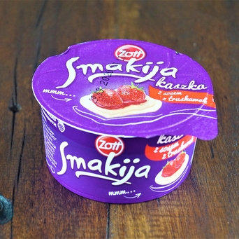 Smakija kaszka z sosem z truskawek Zott 130g