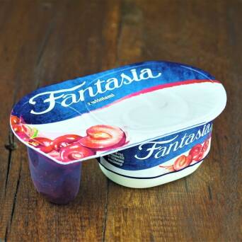 Fantasia Jogurt kremowy z wiśniami Danone 122g 3 szt.