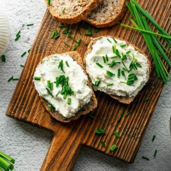 Twarożek ze szczypiorkiem 150g Kraina Konesera