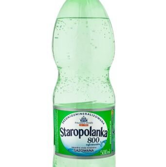 Staropolanka 800 woda gazowana 0.5l