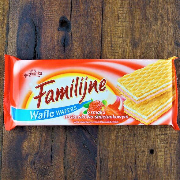 Familijne Wafle o smaku truskawkowo-śmietankowym 180g